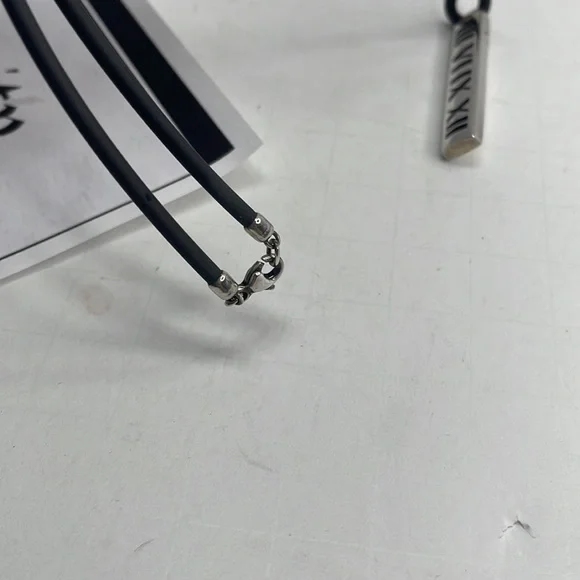 Authentic Tiffany & Co sterling Silver Bar & cord Necklace with COA - Picture 5 of 9